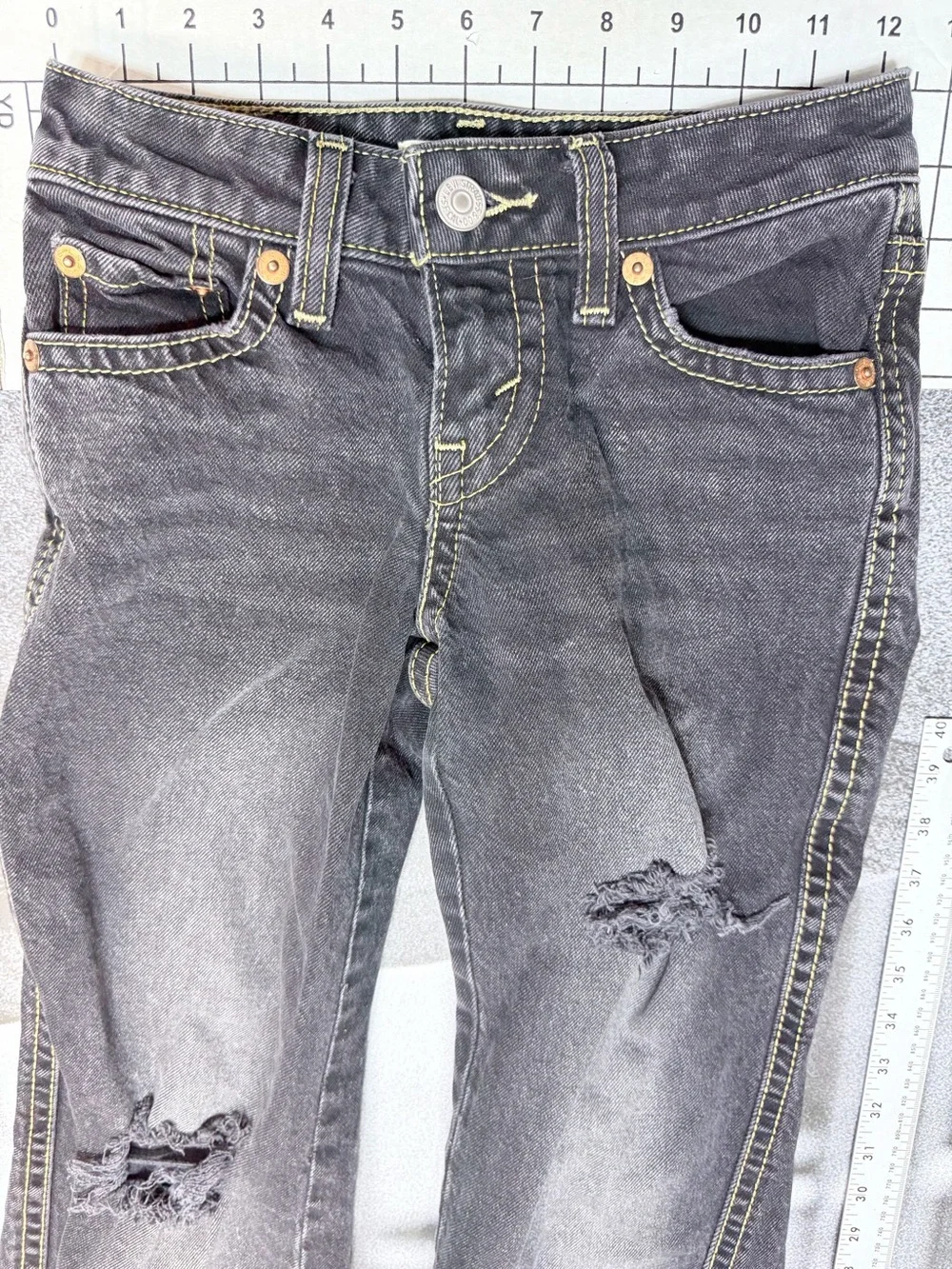 Levi’s Premium Quality Women’s sz 23 Black Noughties Bootcut Jeans A2
